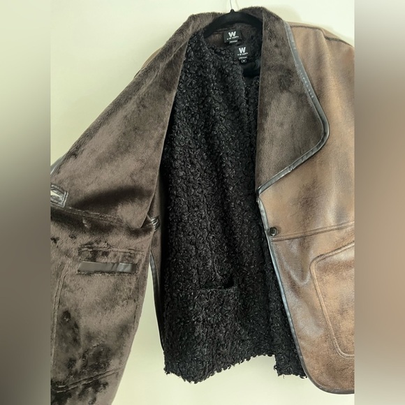W By Worth 2 Piece Faux Shearling Vest. Like New. Size M - Picture 3 of 9
